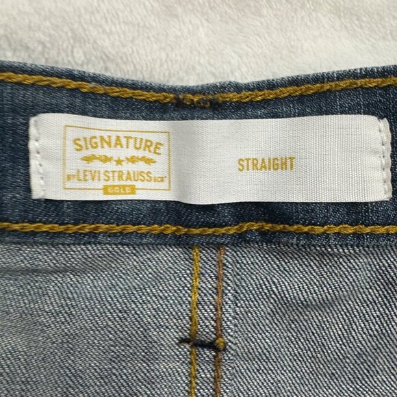 Mens Signature Levi Strauss GoldLabel Straight Fit Jeans 44x30 Medium Wash Denim - Picture 3 of 9